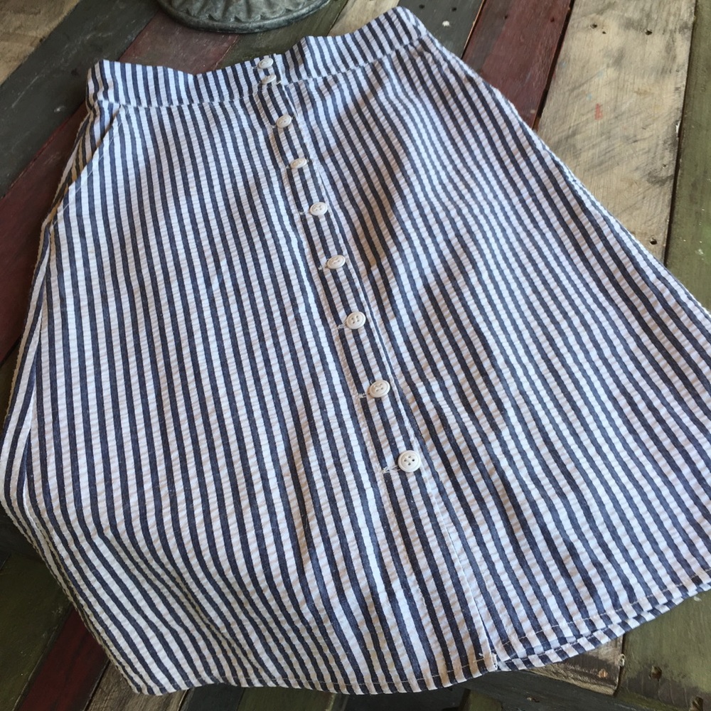 Seersucker skirt